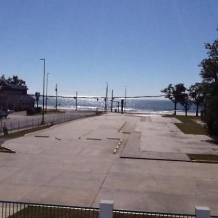 Broadway Inn Express Biloxi Exteriér fotografie