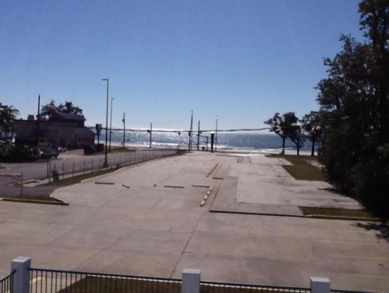 Broadway Inn Express Biloxi Exteriér fotografie